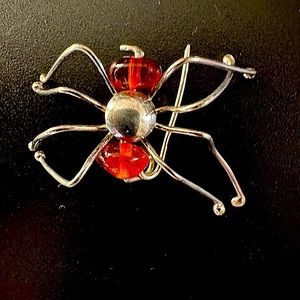 SILVER SPIDER PIN